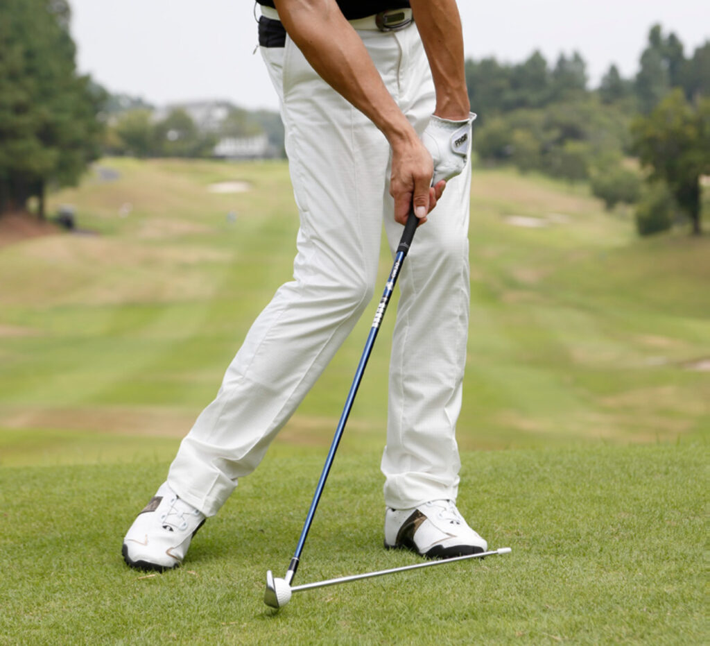 ゴルフスイング ハンドファースト画像