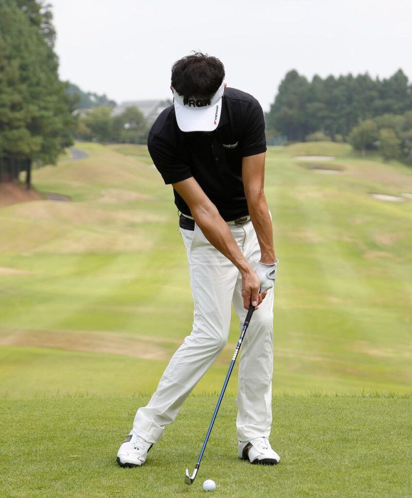 ゴルフスイング インパクト ハンドファースト画像