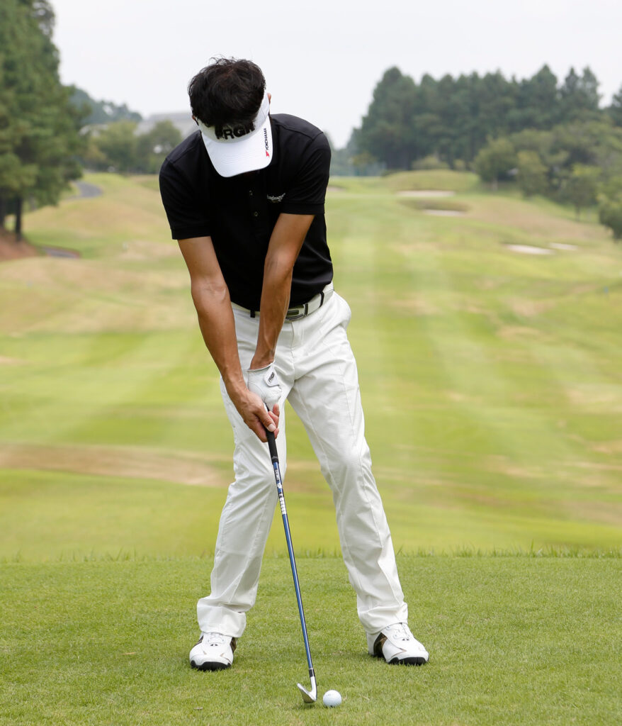 ゴルフスイング インパクト ハンドレイト画像